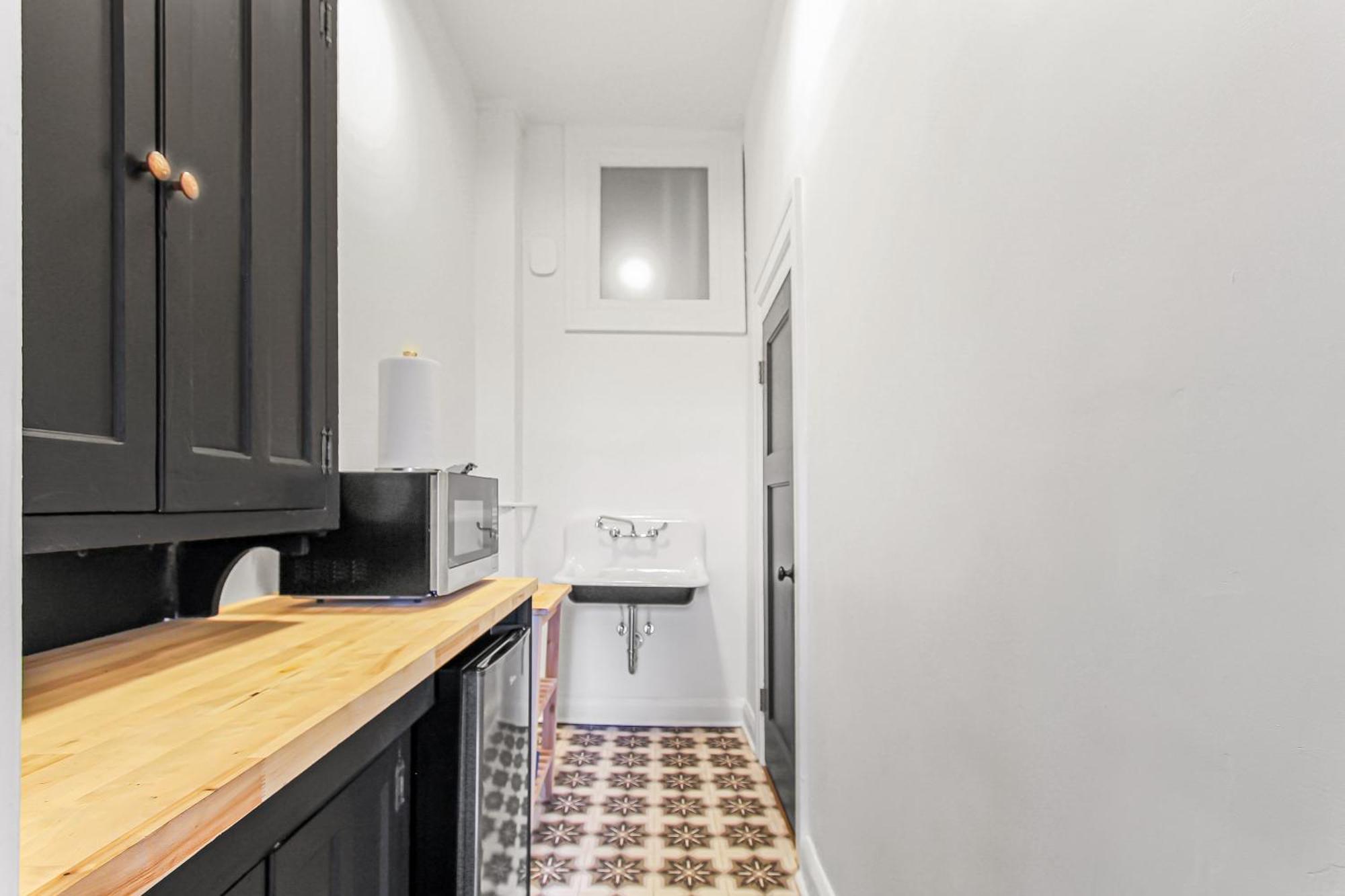 توليدو Library Square Suites المظهر الخارجي الصورة