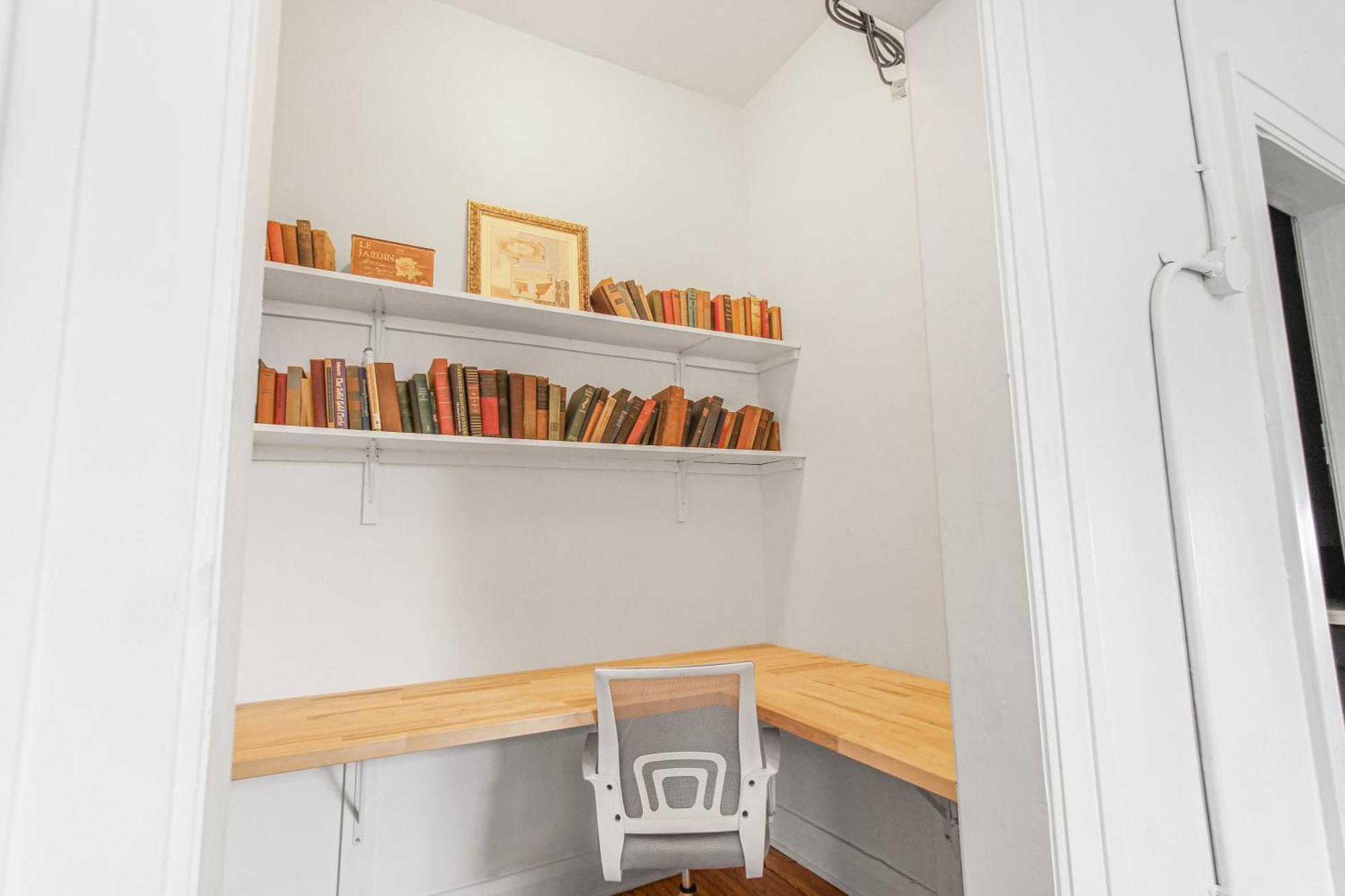 توليدو Library Square Suites المظهر الخارجي الصورة