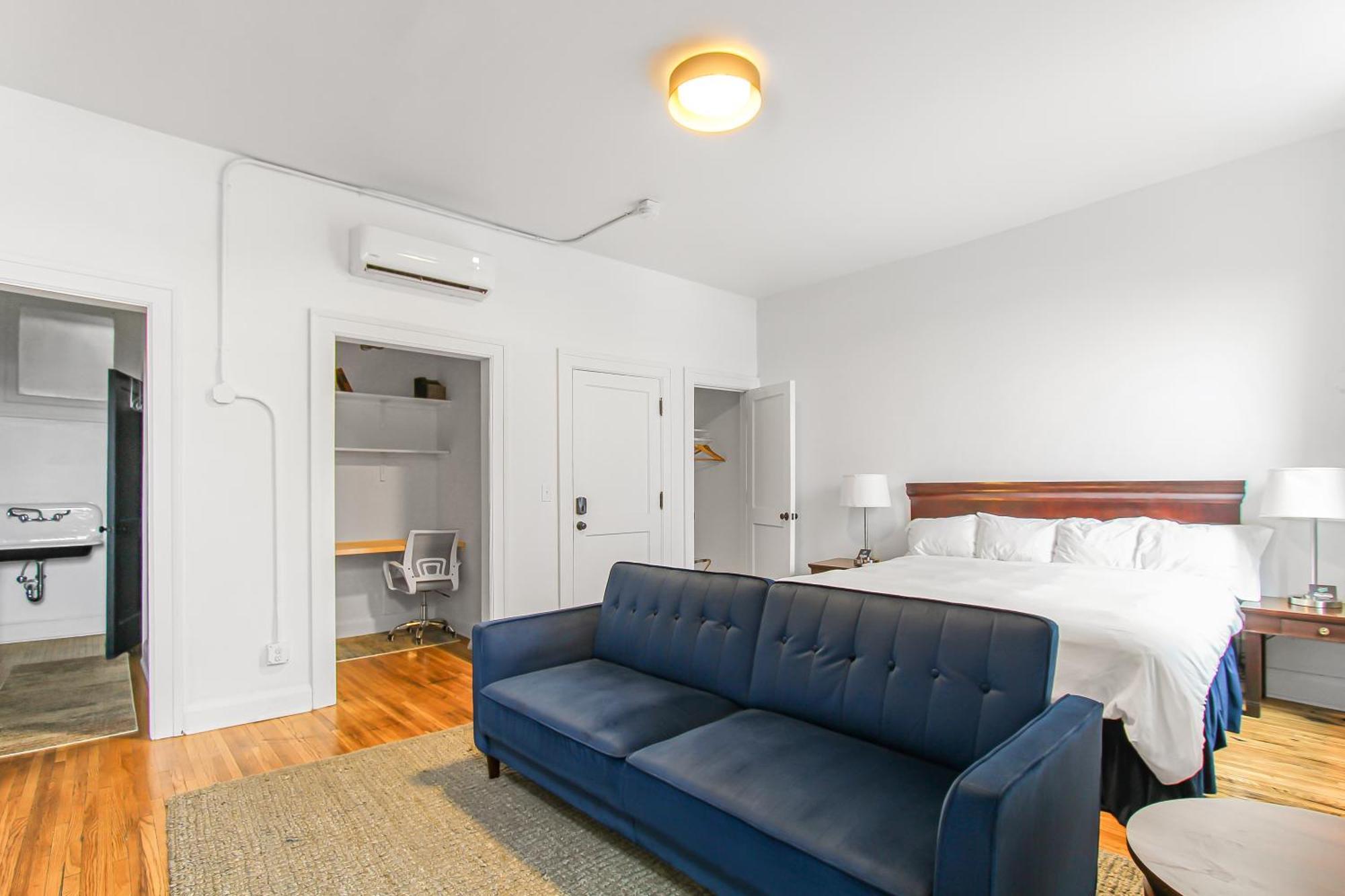 توليدو Library Square Suites المظهر الخارجي الصورة