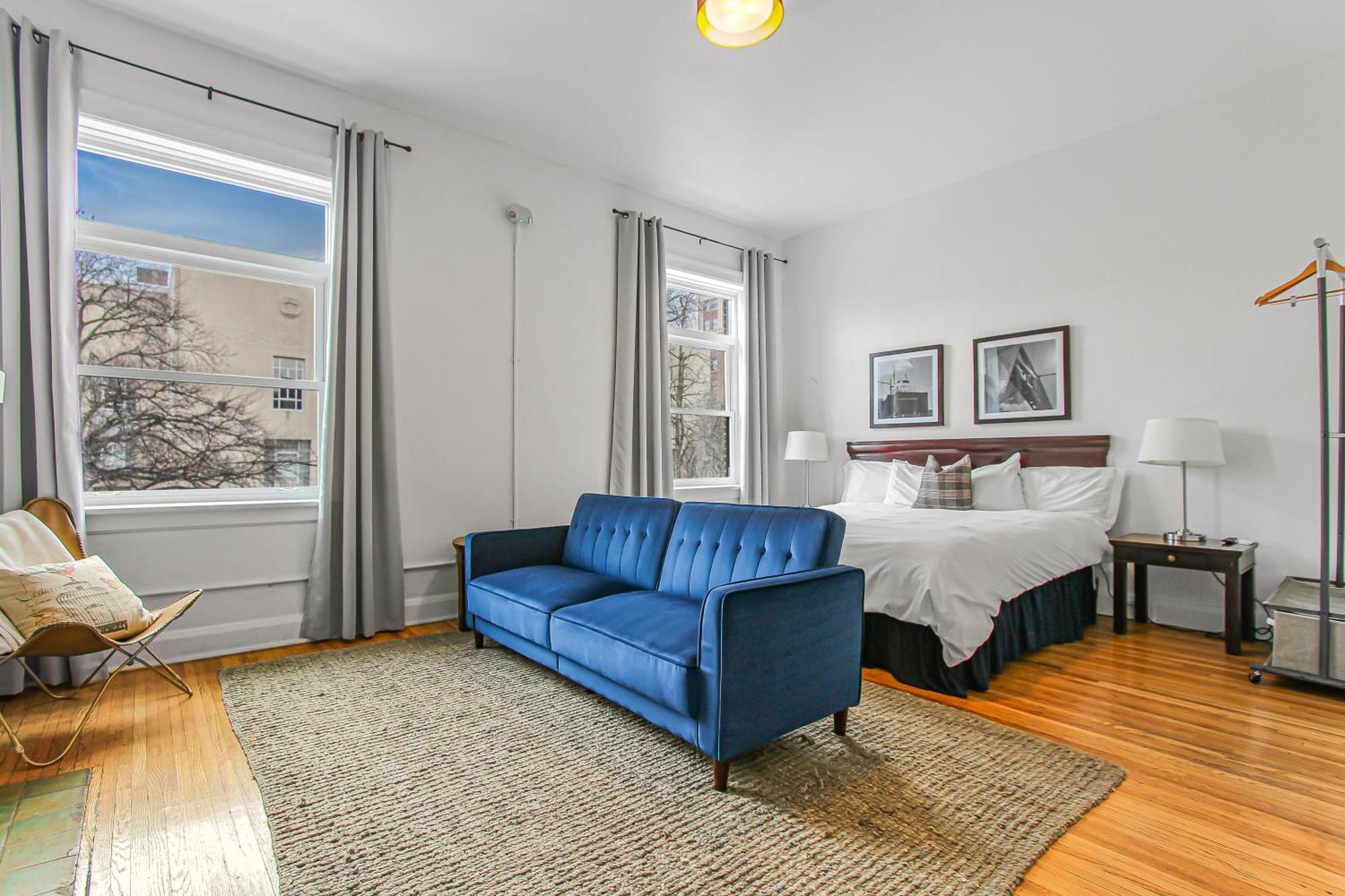 توليدو Library Square Suites المظهر الخارجي الصورة